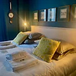 Villa du Square, Luxury Guest House